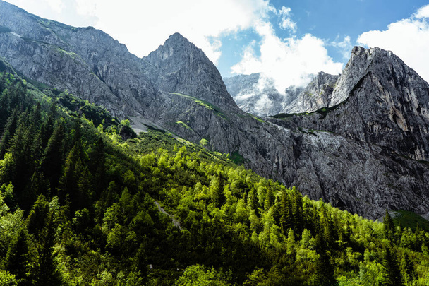 beautiful landscape of the mountains - Фото, зображення