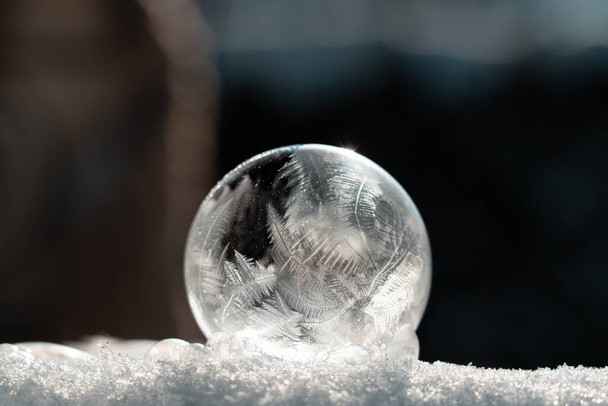snow on the glass. ice on the background of the winter. - Valokuva, kuva