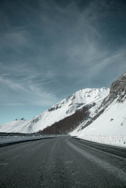 road in the mountains - Fotoğraf, Görsel