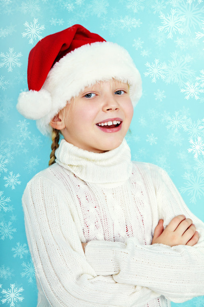 Smiling girl in Santa hat - Foto, afbeelding