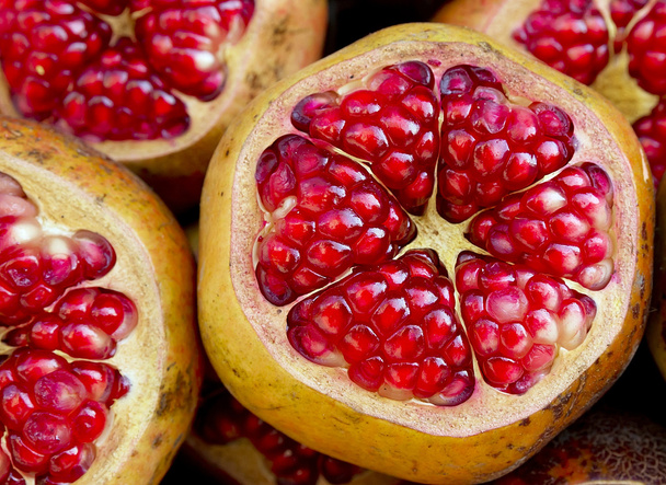Red pomegranate - Zdjęcie, obraz
