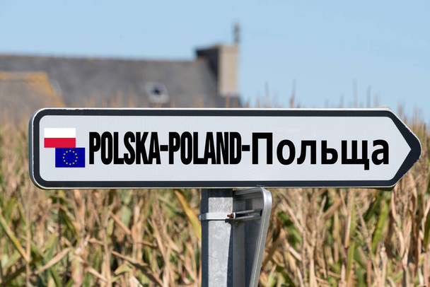 Hinweis zur Grenze zwischen Polen und der Ukraine - Foto, Bild