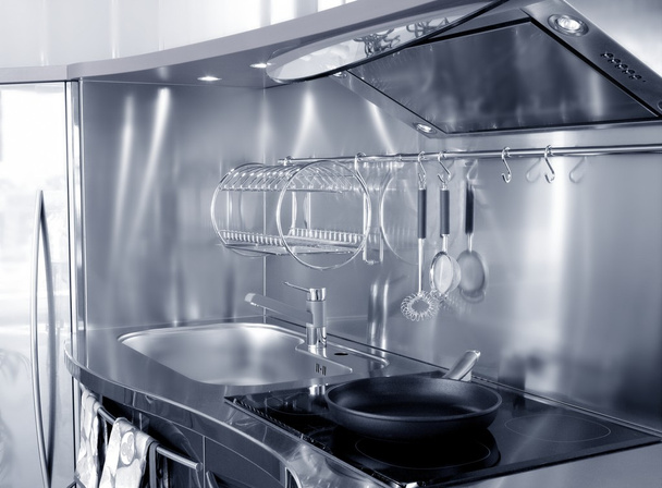 Kitchen silver sink and vitroceramic stove hob - Foto, Imagem