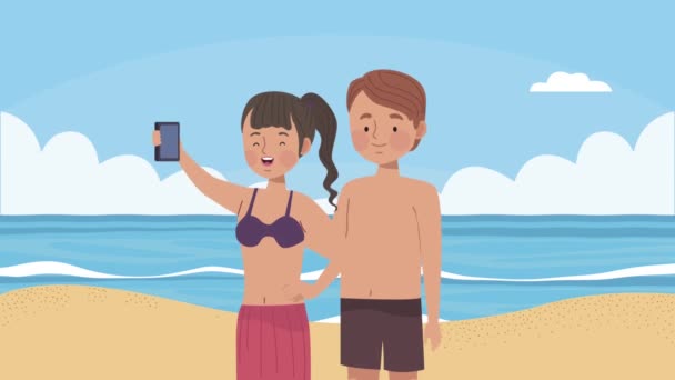 jóvenes turistas pareja tomar un selfie en el paisaje marino - Imágenes, Vídeo