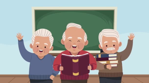 Kitap animasyonlarıyla uğraşan yaşlı adamlar. - Video, Çekim