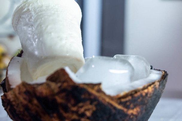 Coco kremowe zimne lody - Zdjęcie, obraz
