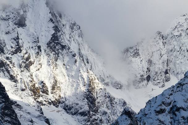 Snow capped mountains - Foto, Bild
