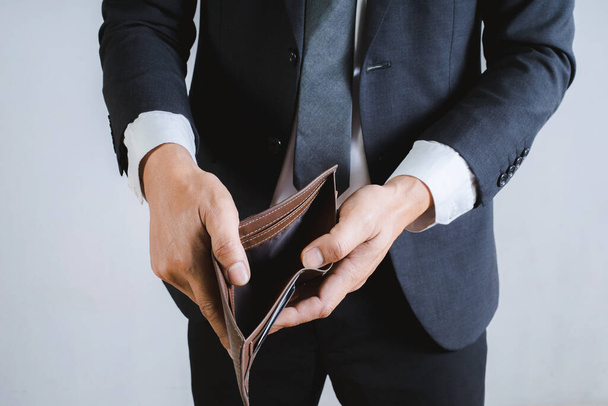 Businessman pickpocket with no money - Фото, зображення
