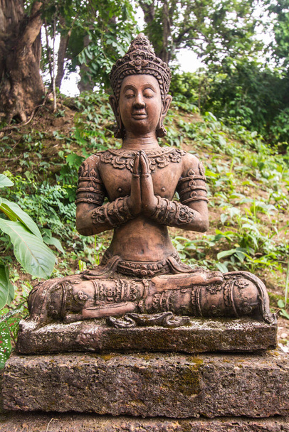 Ancienne statue d'ange thaïlandaise
 - Photo, image