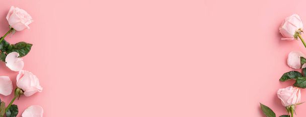 Mother's Day design concept background with pink rose flower on pink table background background - Foto, Imagem