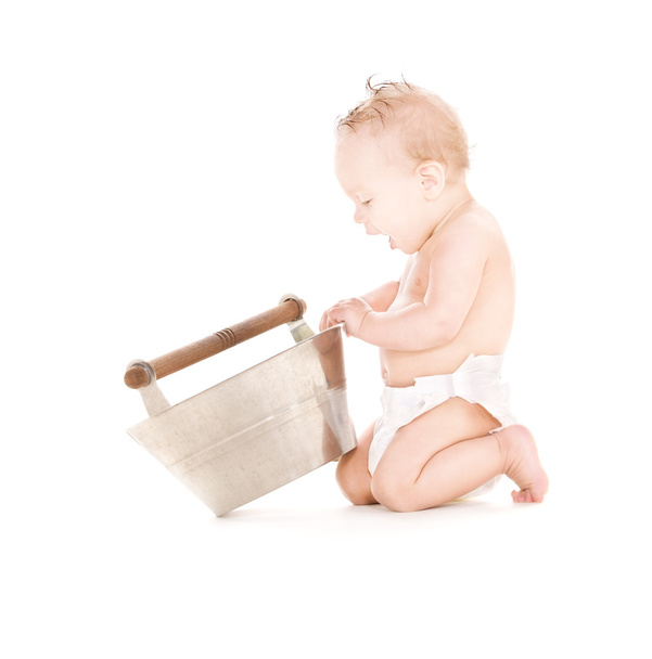 Baby boy with wash-tub - Foto, immagini