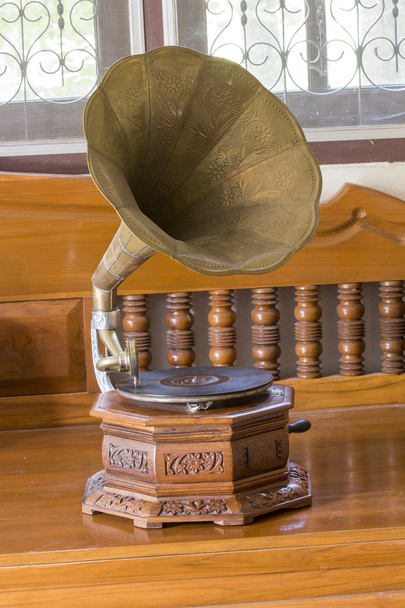 Antikes Grammophon  - Foto, Bild