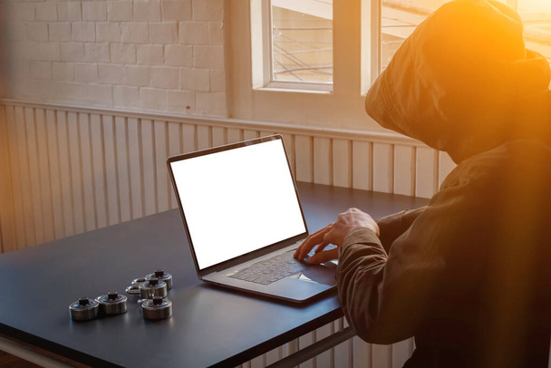 Hackers use mobile devices connected to the Internet to send information to the target and trick them into clicking on installing a virus-prone computer to steal the target's information. - Photo, Image
