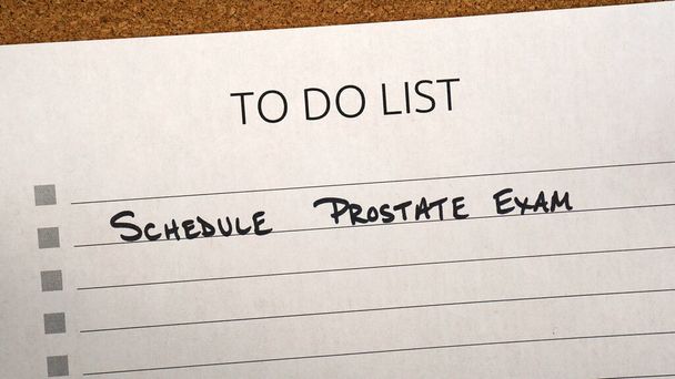 Para fazer lista de lembrete para agendar o exame de próstata. Setembro é mês nacional de conscientização sobre o câncer de próstata.              - Foto, Imagem
