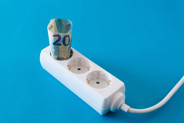Device for electricity supply with indication of costs in the form of banknotes - Photo, Image