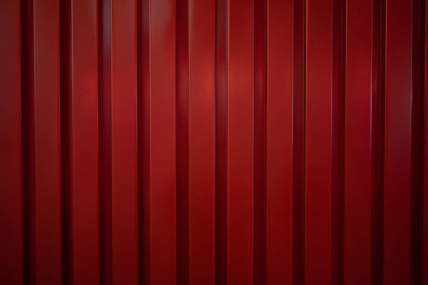 Red Metal background with vertical stripes - Fotoğraf, Görsel
