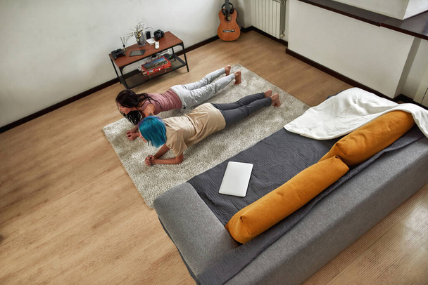 Home style exercises tu reduce stress and stay healthy - Valokuva, kuva