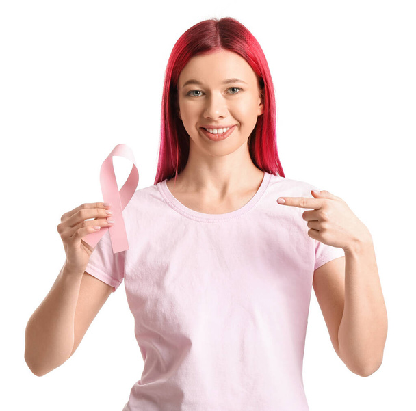 ピンクのリボンを白い上に孤立した若い女性。乳がんの認知概念 - 写真・画像