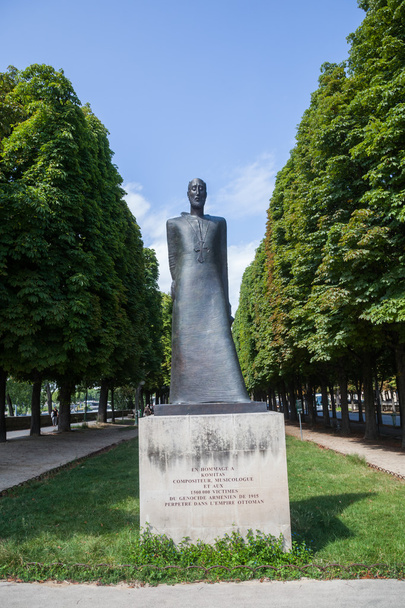 Monument Hommage a Komitas in Paris, France - Foto, Imagen