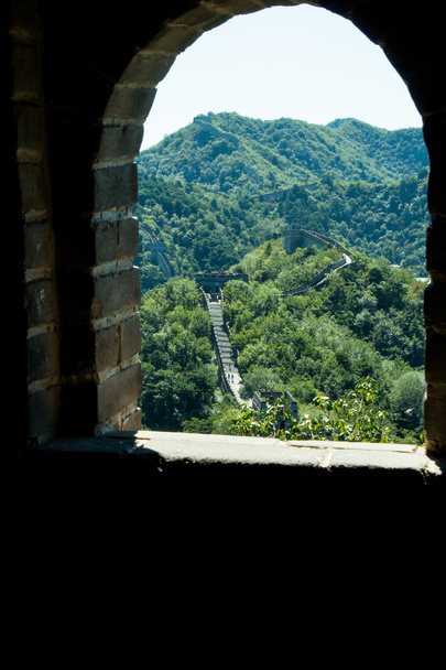 Переглянути на Великої китайської стіни через вікно на вежі - Фото, зображення