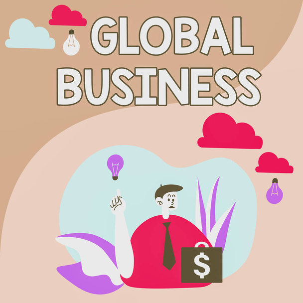 Inspiracja pokazując znak Globalny Biznes. Word Written on Trade and business system a company doing across the world Mężczyzna siedzi w parku balony dmuchanie myślenia o nowych przemyśleń z lampy pomysł. - Zdjęcie, obraz
