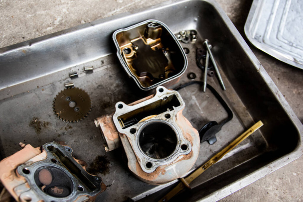 old car engine parts - 写真・画像