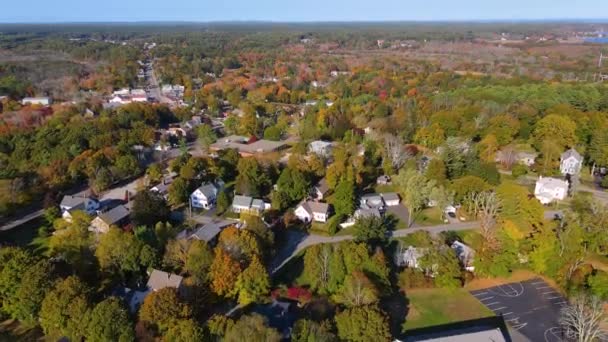 Duxbury landscape including Duxbury Bay, Marsh and town center aerial view with fall foliage in town of Duxbury, Massachusetts MA, Verenigde Staten.  - Video