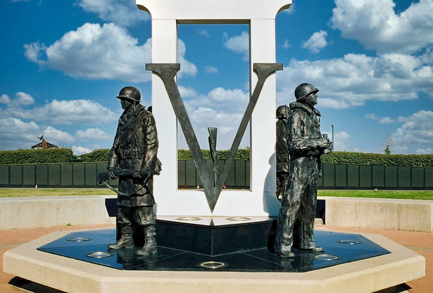Der Veterans Memorial Park von Pensacola ist ein Ort der Heilung, des Gedenkens, des Lernens und der Feier des Lebens von Amerikas gefallenen Helden. Pensacola, Florida - Foto, Bild