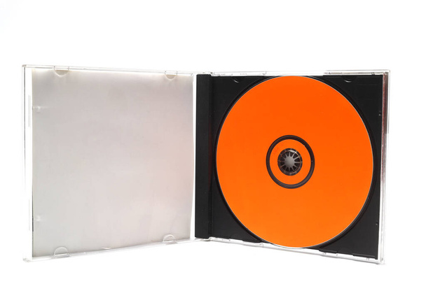 Close-up de discos compactos sobre fundo branco - Foto, Imagem