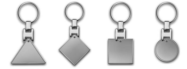 Porte-clés dans différentes formes porte-clés avec isolé sur fond blanc. Accessoires de couleur argent ou pendentifs souvenir mockup.Realistic ensemble de modèle de porte-clés. - Vecteur, image