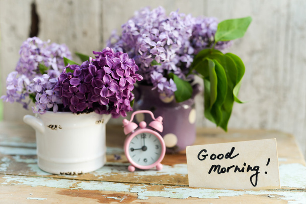 twee Toon lila bloemen met Good Morning Opmerking - Foto, afbeelding