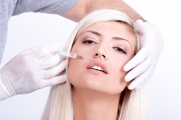 güzellik kadın Botox enjeksiyonları - Fotoğraf, Görsel