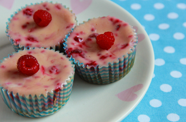 Raspberry cheesecakes - Photo, Image