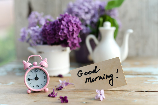 two tone Lilac flowers with Good Morning note - Фото, зображення