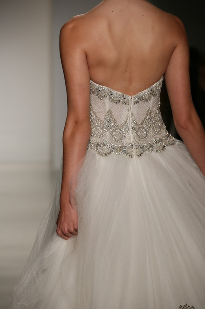 Anne Barge Fall 2015 Bridal Collection Show - Foto, Imagen