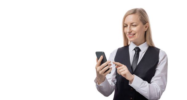 Business woman using mobile in studio - Foto, Imagen