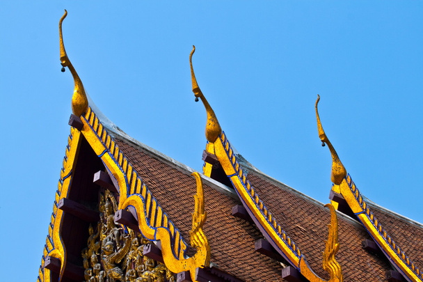 Roof of monastery Wat Na Phramane in Ajutthaya - Zdjęcie, obraz