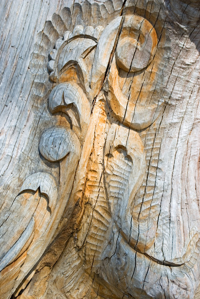 Tallado en madera
 - Foto, imagen