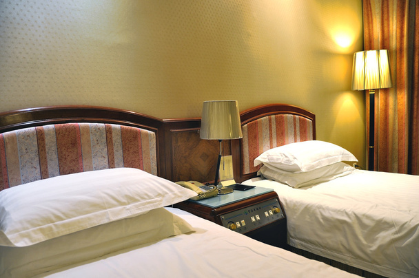 Lujosa habitación de hotel
 - Foto, imagen