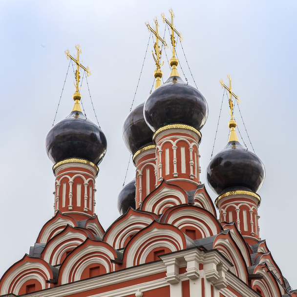 Moscow, Russia, on October 14, 2014. Architectural details of the orthodox temple - Photo, Image