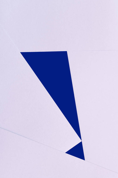 fond géométrique simple avec des papiers lavande et bleu - Photo, image