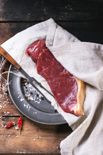 Raw steak - 写真・画像