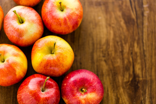 Manzanas frescas
 - Foto, imagen