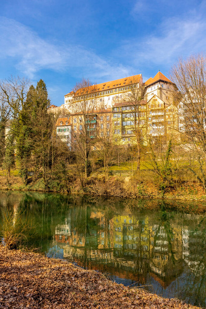 ネッカーのトビンゲン大学の町を巡る春の発見ツアー- Baden-Wrttemberg -ドイツ - 写真・画像