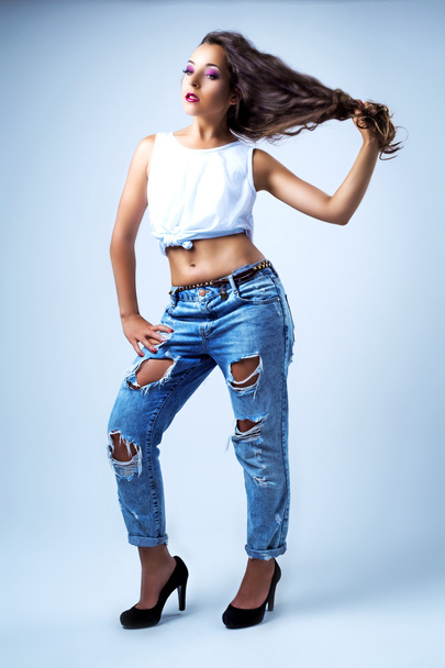 model wearing jeans - Fotoğraf, Görsel