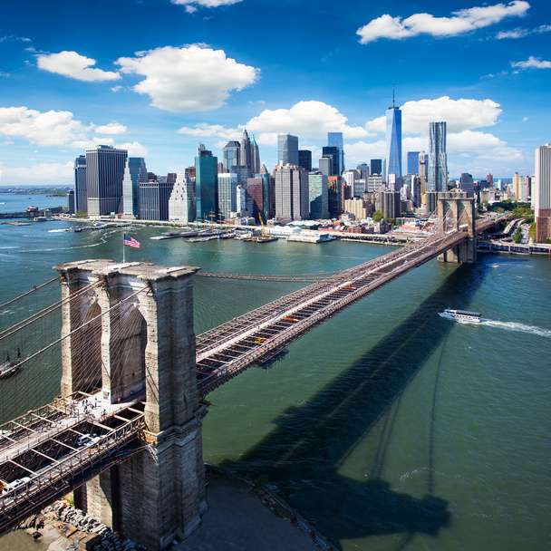 ニューヨークのブルックリン橋-航空路図 - 写真・画像