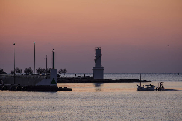 Limana dönen balıkçılar, La Savina, Formentera, Pitiusas Adaları, Balear Community, İspanya - Fotoğraf, Görsel