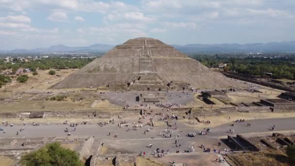 пирамиды беспилотника "Теотиуакн Мексико" в Кальсада-де-лос-Муэртос - Кадры, видео