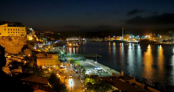 το λιμάνι το βράδυ - Φωτογραφία, εικόνα