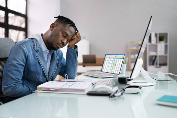 Stressed Tired Business Accountant Man. Lazy Sad Worker - Foto, Imagem